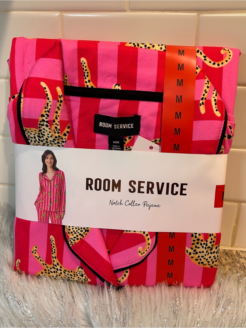 Room Service 2-Piece Pajamas Leopard Animal Print Comfy Luxurious